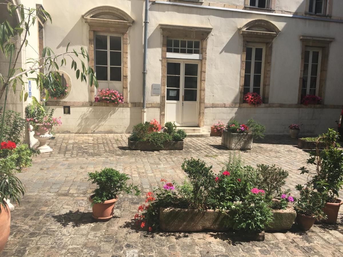 Flat Dijon Down Town Διαμέρισμα Εξωτερικό φωτογραφία